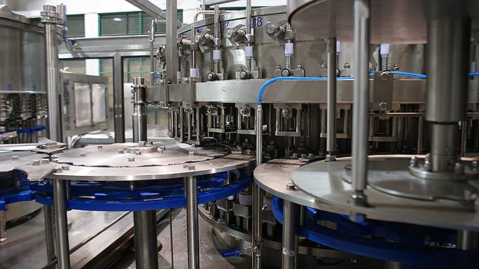 全自動碳酸飲料灌裝設備